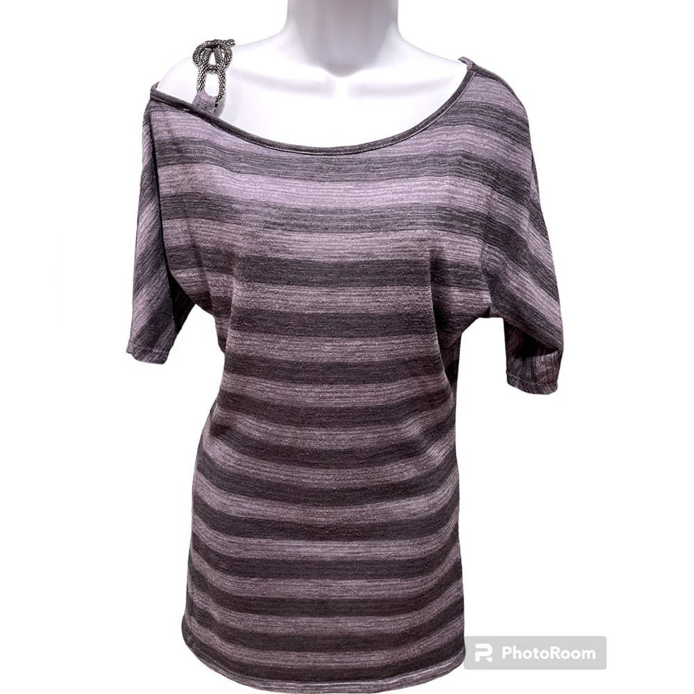 Off Shoulder Chain Strap Tunic Top